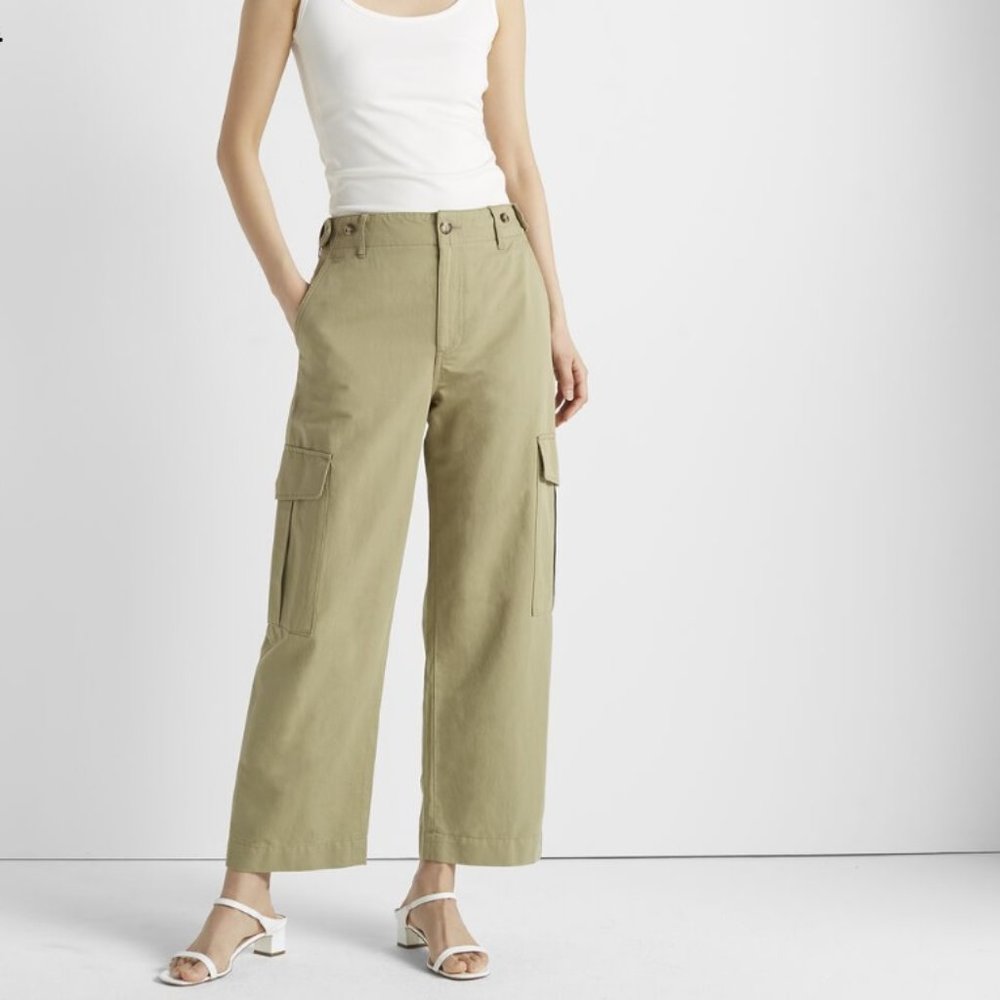 Club Monaco Refined Cargo Pants-Size 4